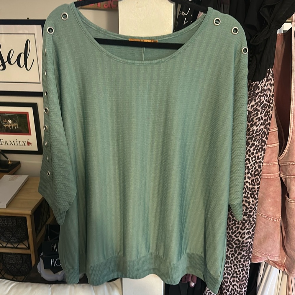 Belldini Shirt